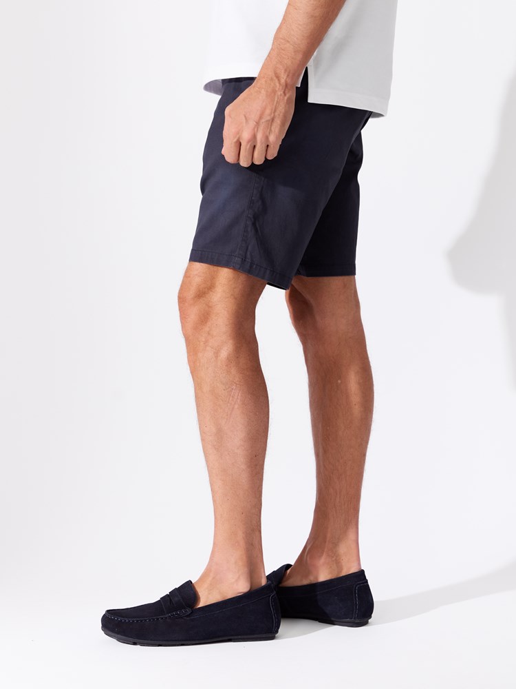 Kriss shorts 7515243_I8D-REDFORD-H26-Modell-Front_chn=match_6868_Kriss shorts I8D.jpg_Front||Front