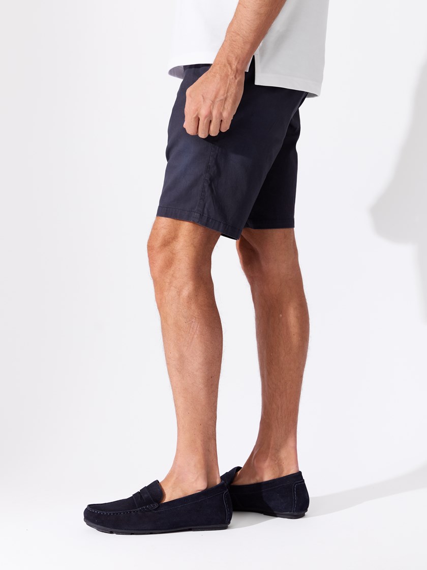 7515243 I8D 7515243_I8D-REDFORD-H26-Modell-Front_chn=match_6868_Kriss shorts I8D.jpg_Front||Front