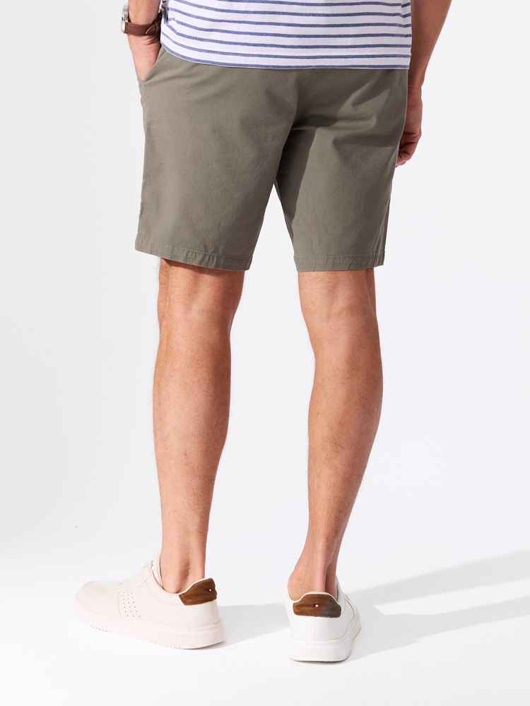 Kriss shorts 7515243_R81-REDFORD-H26-Modell-Front_chn=match_9690_Kriss shorts R81.jpg_Front||Front