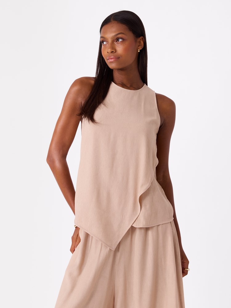 Linnea topp 7515305_A9S-DONNA-H26-Modell-Front_chn=match_9285_Linnea topp A9S.jpg_Front||Front