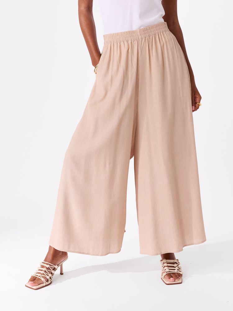 Linnea bukse 7515308_A9S-DONNA-H26-Modell-Front_chn=match_2245_Linnea bukse A9S.jpg_Front