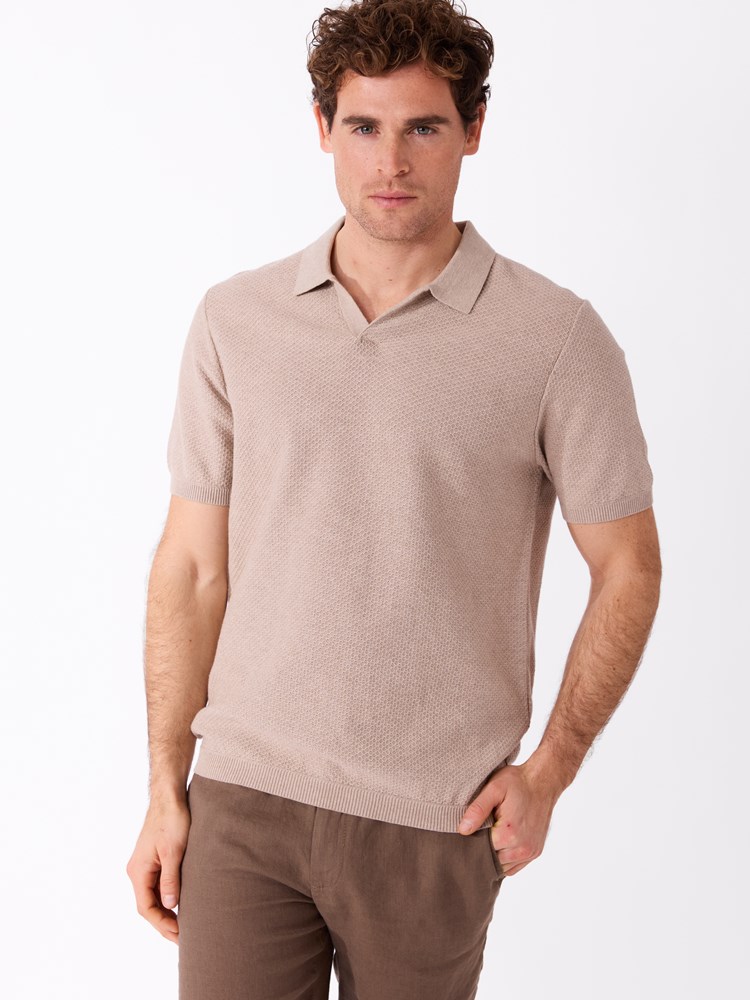 Franco strikket polo 7515320_I5A-MARIOCONTI-H26-Modell-Front_chn=match_9727_Franco strikket polo I5A.jpg_Front||Front