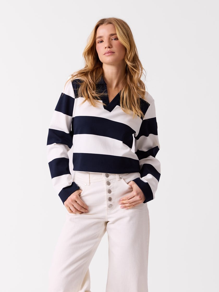 7515327 EM6 7515327_EM6_Jean Paul_Lya Genser_S26 (2)_Lya genser EM6.jpg_