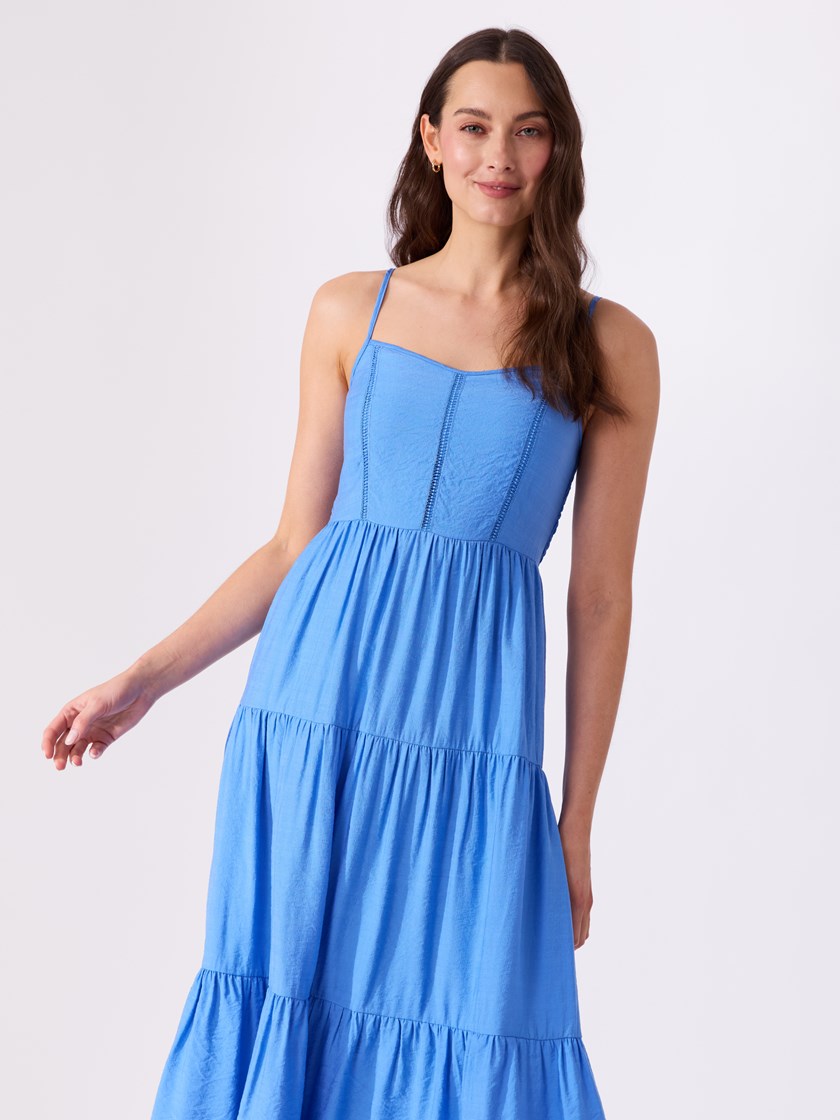 7515343 EEO 7515343_EEO-VAVITE-H26-details_chn=match_5912_Annika kjole EEO.jpg_