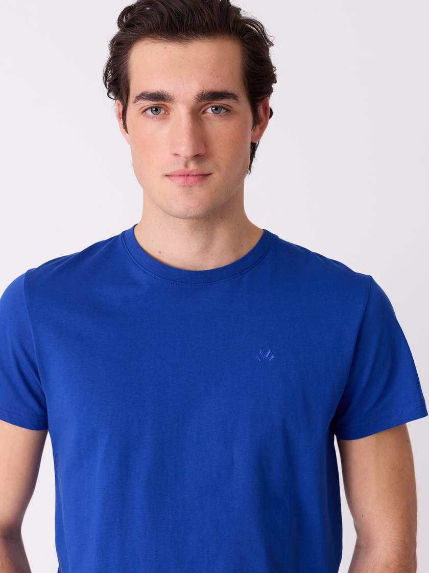 7515379 EGA 7515379_EGA-JEANPAUL-S26-Modell-Front_6606_Eliot t-skjorte EGA.jpg_Front