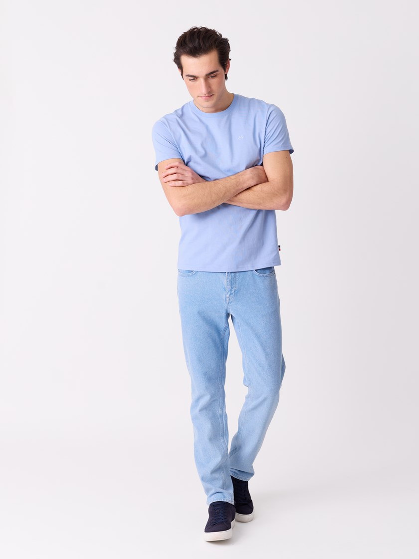 7515379 S49 7515379_S49-JEANPAUL-S26-Modell-Front_1327_Eliot t-skjorte S49.jpg_Front