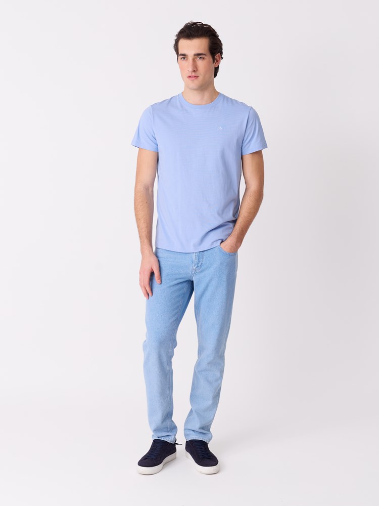 Eliot t-skjorte 7515379_S49-JEANPAUL-S26-Modell-Front_750_Eliot t-skjorte S49.jpg_Front