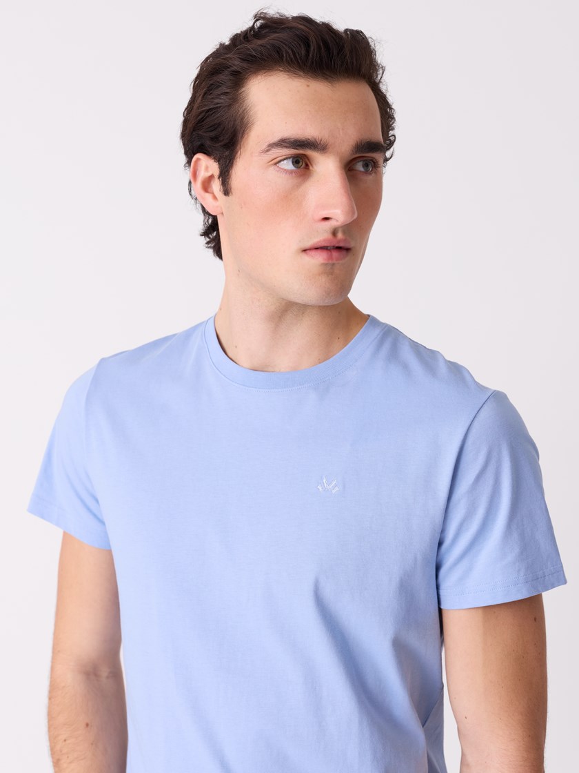 7515379 S49 7515379_S49-JEANPAUL-S26-Modell-Front_7722_Eliot t-skjorte S49.jpg_Front