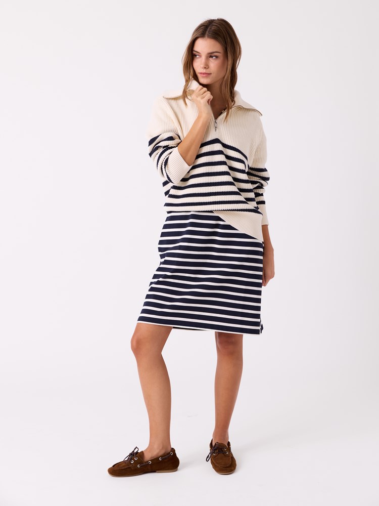 Verna kjole 7515380_EM6-JEANPAUL-H26-Front_130_Verna kjole EM6 7515380.jpg_Front||Front
