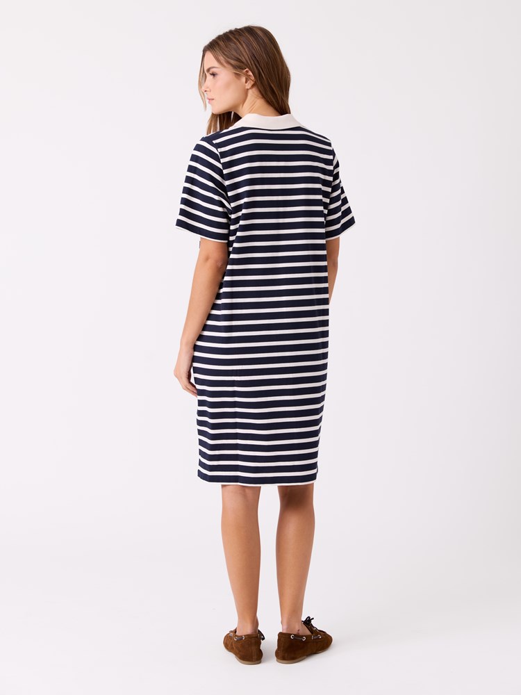 Verna kjole 7515380_EM6-JEANPAUL-H26-Front_1492_Verna kjole EM6 7515380.jpg_Front||Front