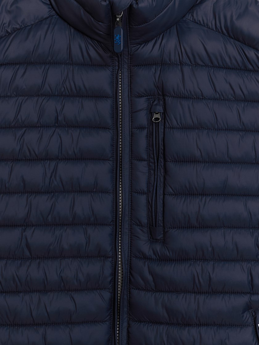 7515415 EMW 7515415_EMU-REDFORD-S26-Front_2454_EMW_Gilmont vest EMW.jpg_Front||Front