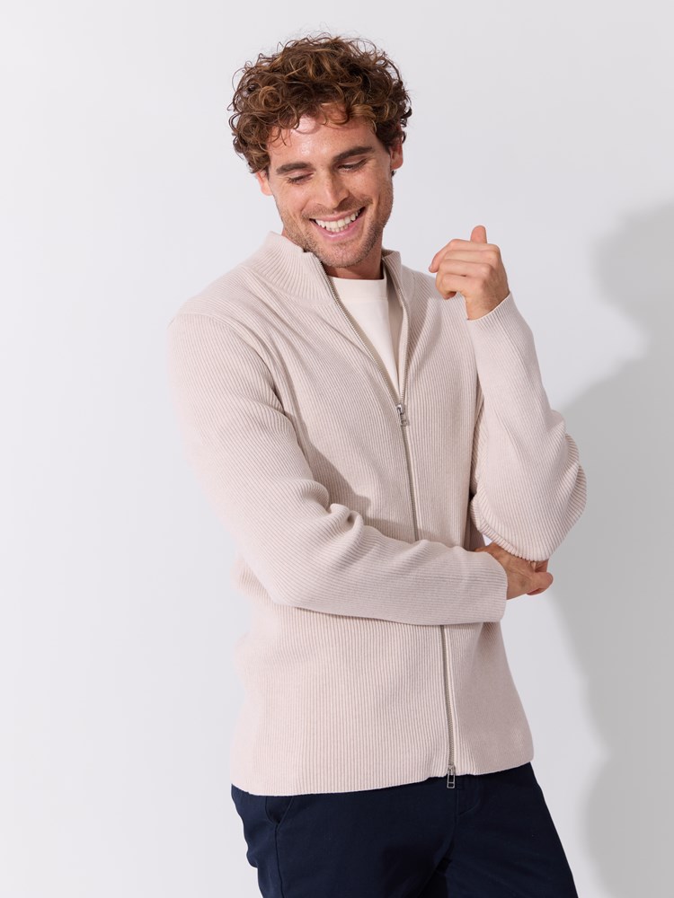 Bruno zip cardigan 7515422_IFE-MARIOCONTI-S26-Modell-Front_chn=match_5535_Bruno zip cardigan IFE_Bruno zip cardigan IFE 7515422.jpg_Front||Front