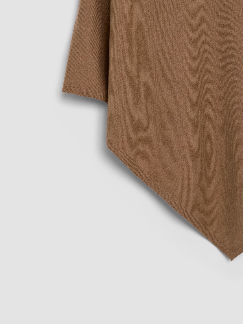 7515437 AEY 7515437_AEY-MARIEPHILIPPE-S26-Front_1984_Olea poncho AEY.jpg_Front||Front