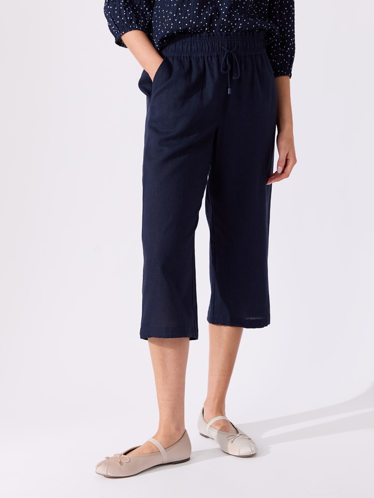 Mary capri 7515480_EGS-VAVITE-H26-details_chn=match_6330_Mary capri EGS.jpg_