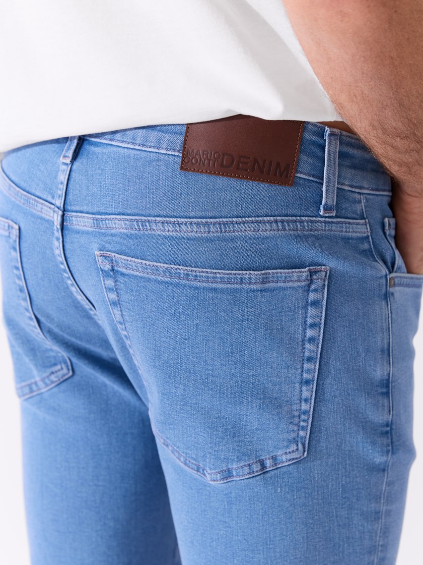 7515482 DAE 7515482_DAE-MARIOCONTI-S26-Modell-Front_chn=match_3945_Steve blue stretch jeans DAE.jpg_Front||Front