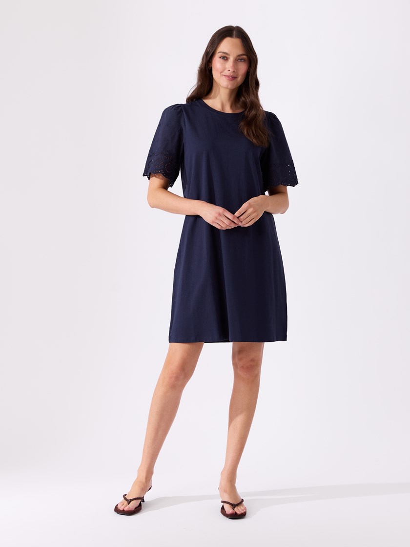 7515516 EGS 7515516_EGS-VAVITE-H26-Modell-Front_chn=match_7973_Nina kjole EGS.jpg_Front||Front