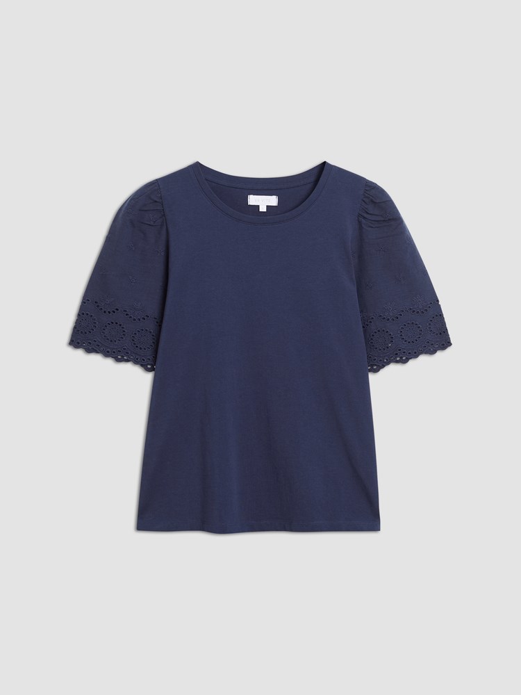 Nina t-skjorte 7515517_EGS-VAVITE-H26-Front_7606.jpg_Front||Front