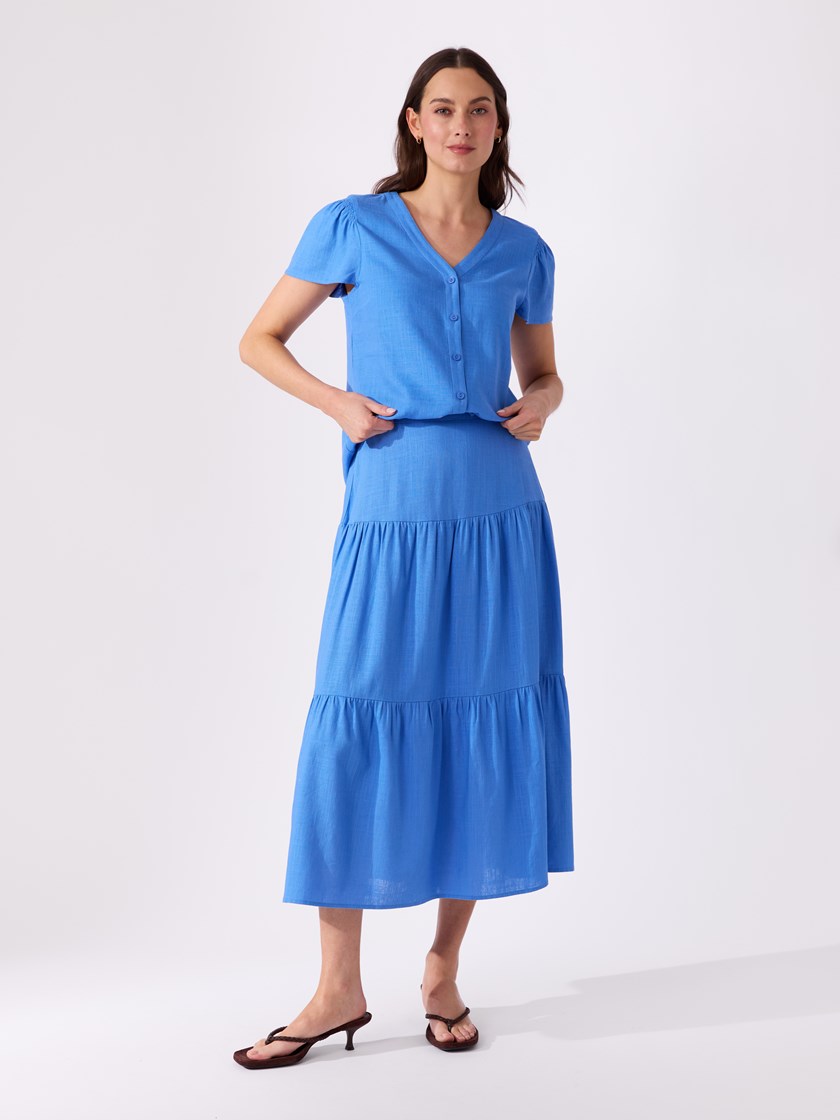 7515524 EEO 7515524_EEO-VAVITE-H26-Modell-Front_chn=match_2849_Louise maxi skjørt EEO.jpg_Front||Front