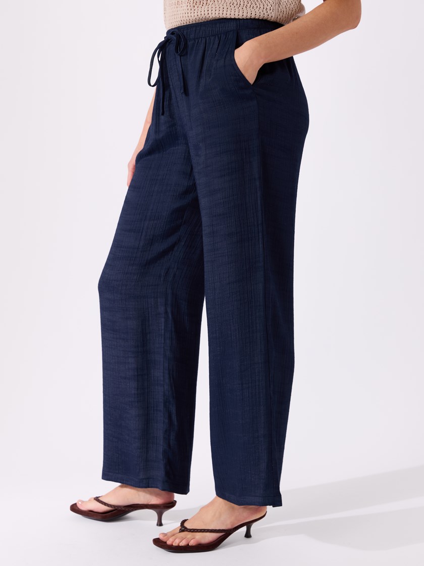 7515526 EGS 7515526_EGS-VAVITE-H26-Modell-Left_chn=match_1112_Zora bukse EGS.jpg_Left||Left