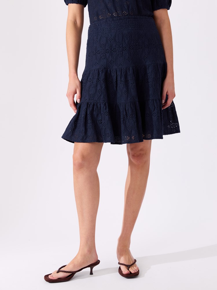 Evelyn skjørt 7515531_EGS-VAVITE-H26-details_chn=match_1626_Evelyn skjørt EGS.jpg_