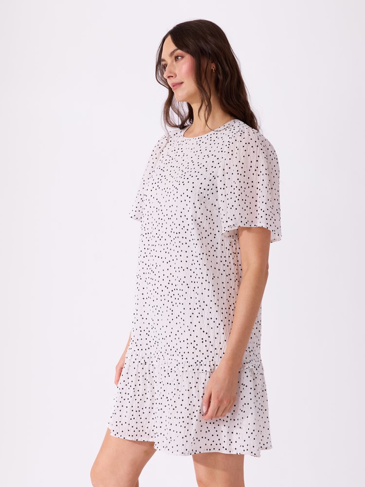 Charlotte kjole 7515540_O79-VAVITE-H26-Modell-Left_chn=match_3782_Charlotte kjole O79.jpg_Left