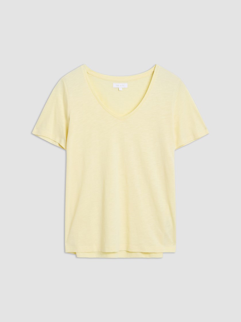 7515613 Q79 7515613_Q79-VAVITE-H26-Front_1706_Ava v-hals t-skjorte Q79.jpg_Front||Front