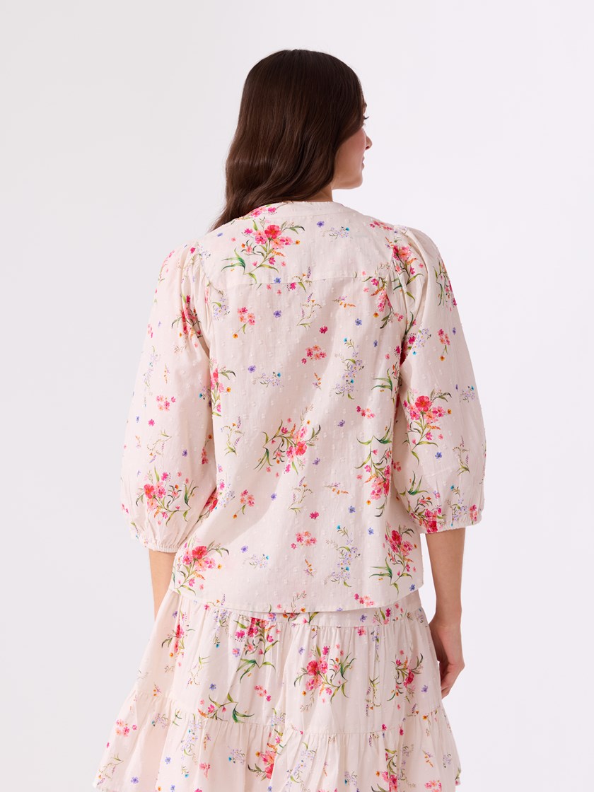 7515617 O79 7515617_O79-VAVITE-H26-Modell-Back_chn=match_3401_Scarlett bluse O79.jpg_Back||Back