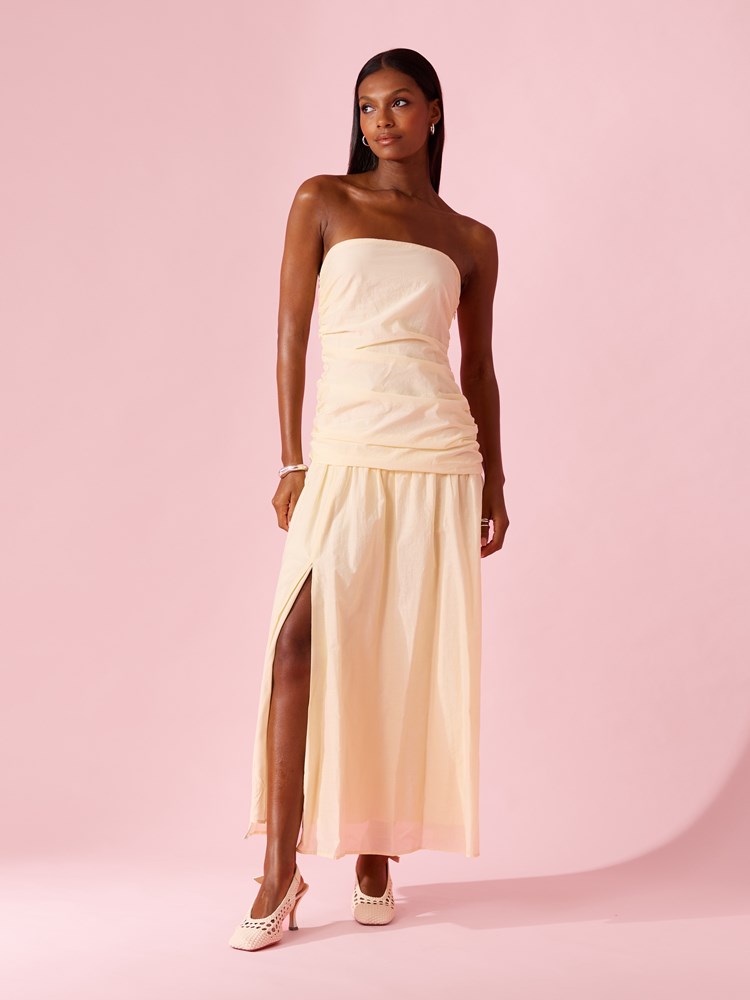 Lilly kjole 7515631_Q71-DONNA-H26-Modell-Front_chn=match_3265_Lilly kjole Q71.jpg_Front||Front