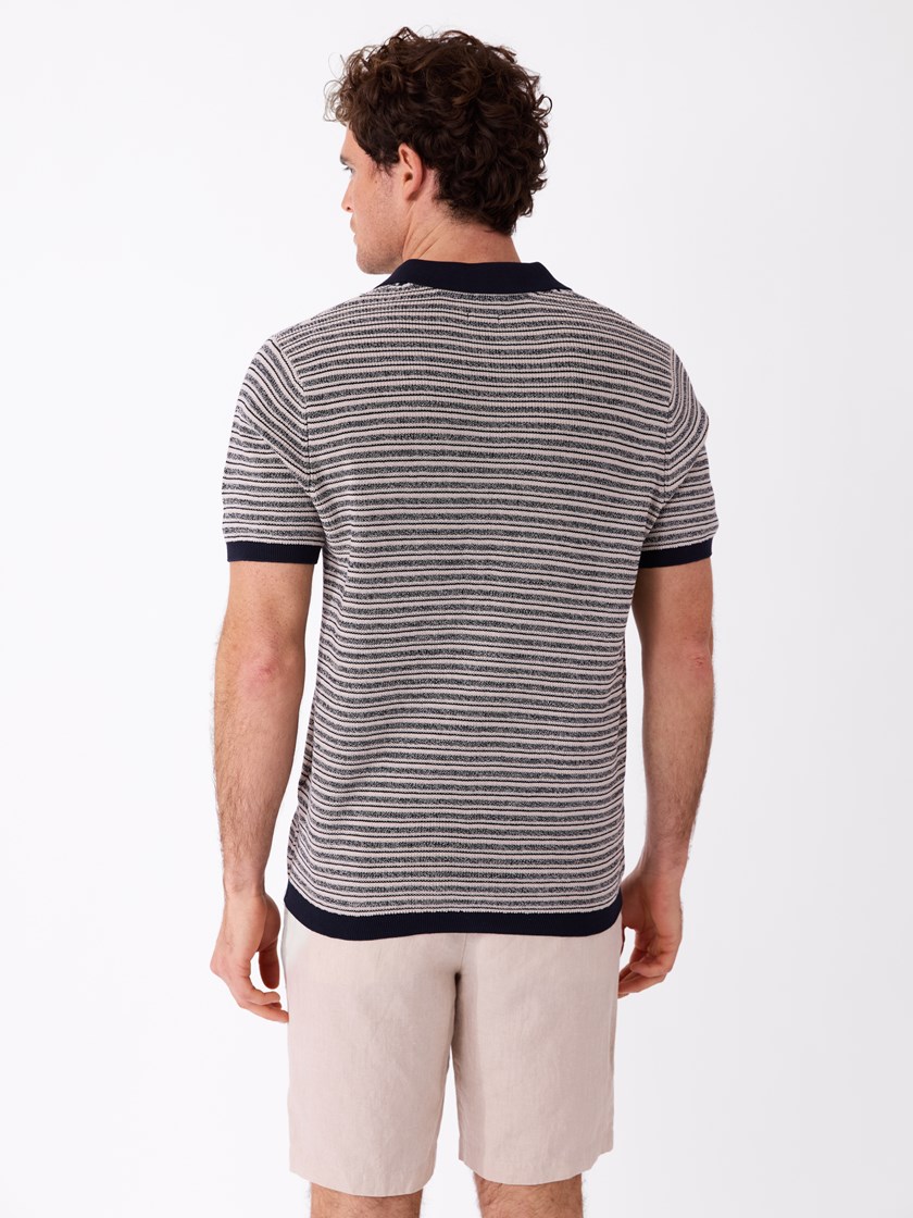 7515762 EN9 7515762_EN9-MARIOCONTI-H26-Modell-Front_chn=match_4339_Franco strikket polo EN9.jpg_Front||Front