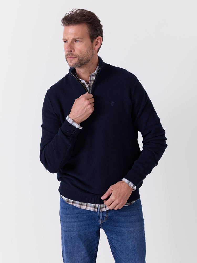 Maddison zip genser 7515812_EGC-REDFORD-A26-Modell-Front_chn=match_2684_Maddison zip genser EGC.jpg_Front