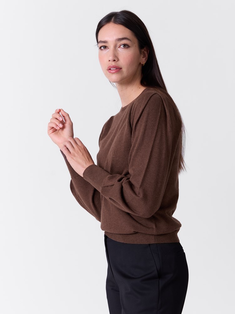 Olea genser 7515817_S32-MARIEPHILIPPE-A26-Modell-Front_chn=match_5236_Olea genser S32.jpg_Front