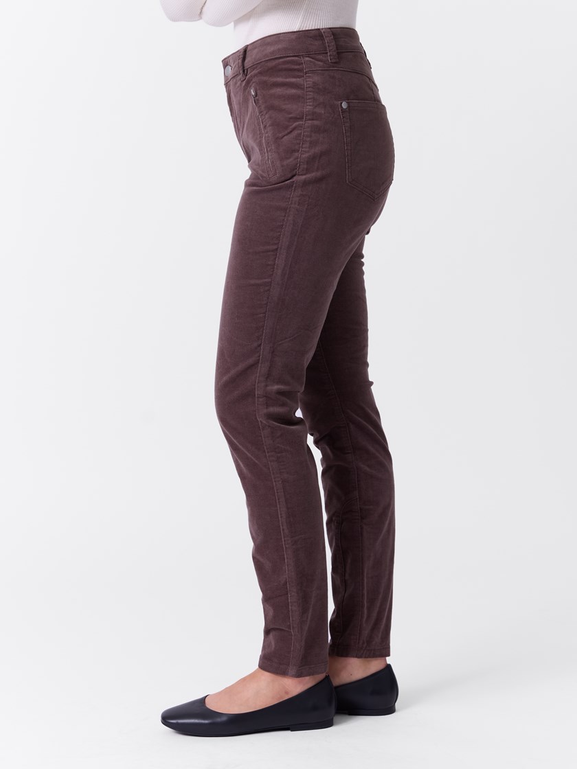 7515819 APR 7515819_APR-MARIEPHILIPPE-A26-Modell-Front_chn=match_973_Paris zip cordbukse APR.jpg_