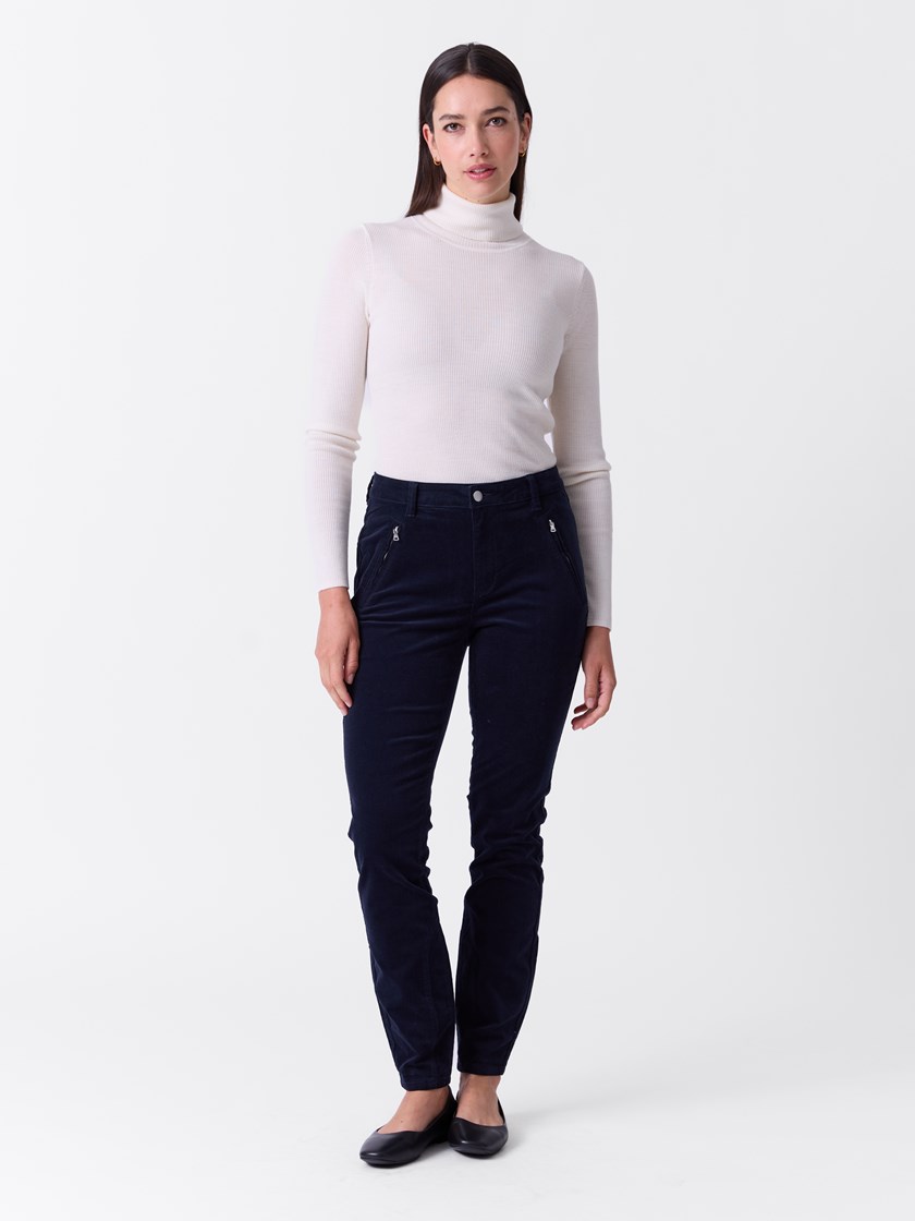 7515819 EM6 7515819_EM6-MARIEPHILIPPE-A26-Modell-Front_chn=match_3301_Paris zip cordbukse EM6.jpg_