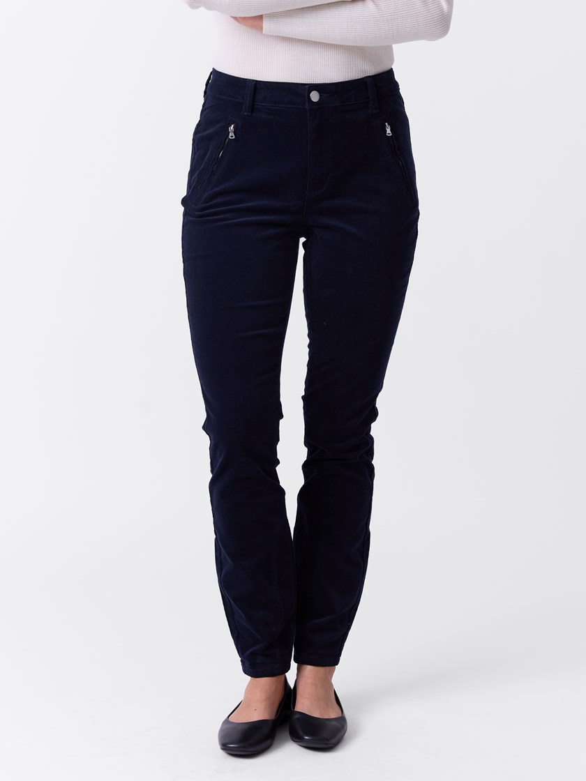 7515819 EM6 7515819_EM6-MARIEPHILIPPE-A26-Modell-Front_chn=match_3302_Paris zip cordbukse EM6.jpg_