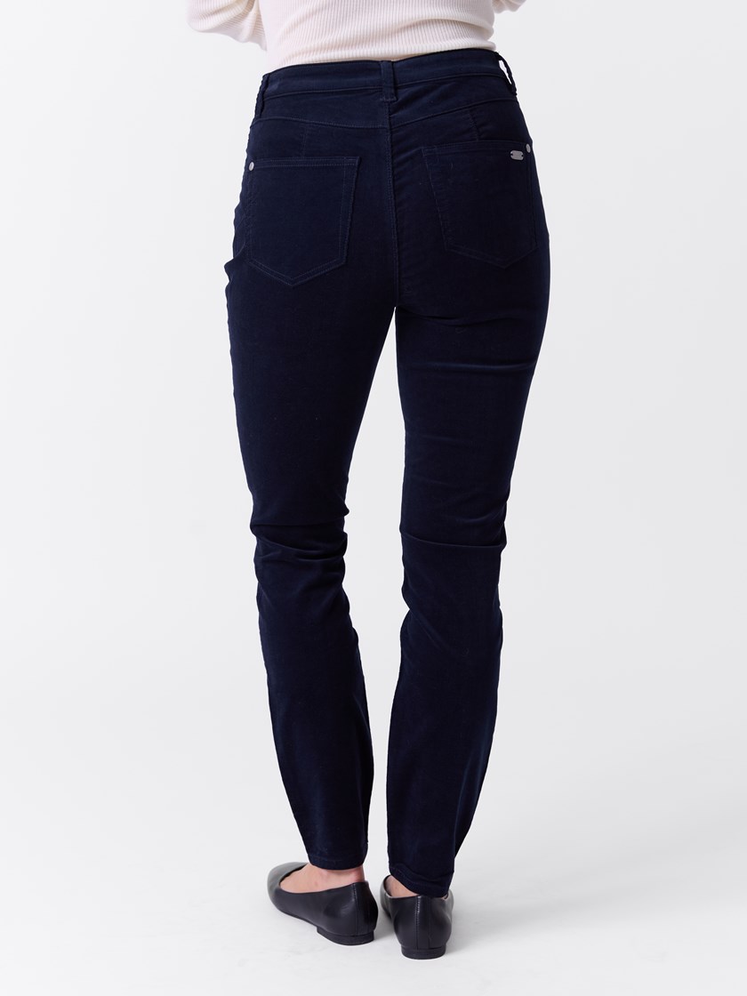 7515819 EM6 7515819_EM6-MARIEPHILIPPE-A26-Modell-Front_chn=match_3305_Paris zip cordbukse EM6.jpg_