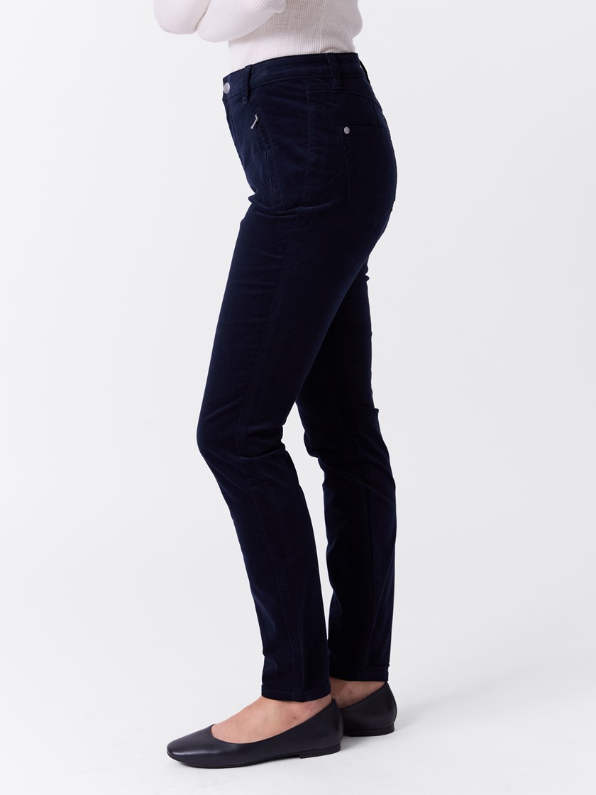 7515819 EM6 7515819_EM6-MARIEPHILIPPE-A26-Modell-Front_chn=match_3308_Paris zip cordbukse EM6.jpg_