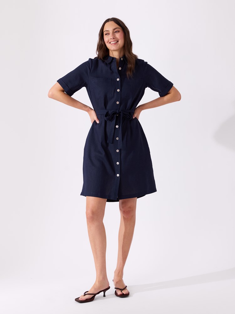 Mary skjortekjole i linblanding 7515828_EGS-VAVITE-H26-Modell-Front_chn=match_977_Mary skjortekjole i linblanding EGS.jpg_Front||Front