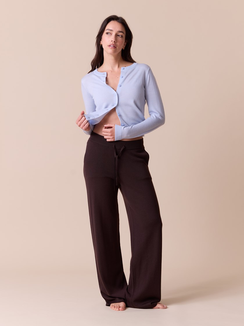 7515863 E8P 7515863_E8P-MARIEPHILIPPE-A26-Modell-Front_chn=match_2275_Sara merinocardigan E8P.jpg_Front