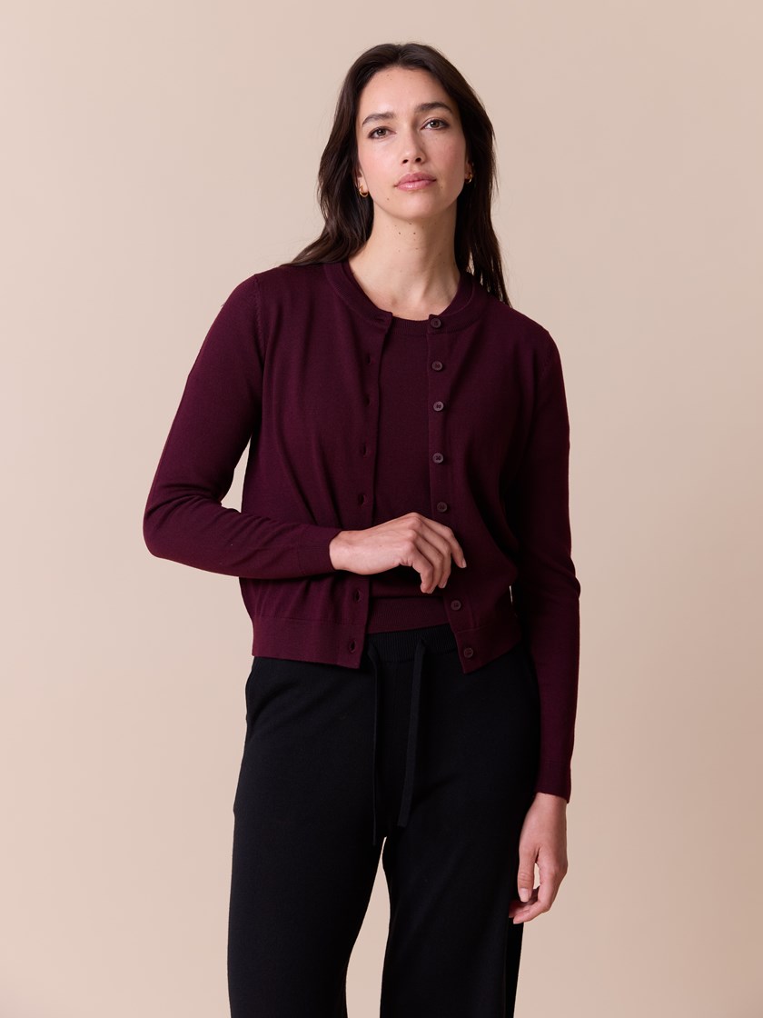 7515863 MWO 7515863_MWO-MARIEPHILIPPE-A26-Modell-Front_chn=match_1852_Sara merinocardigan MWO.jpg_Front||Front