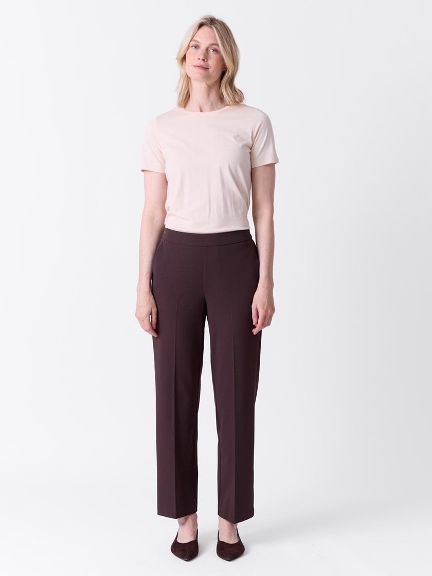 7515887 AIN 7515887_AIN-VAVITE-A26-Modell-Front_chn=match_2780_Noemi bukse AIN.jpg_Front||Front