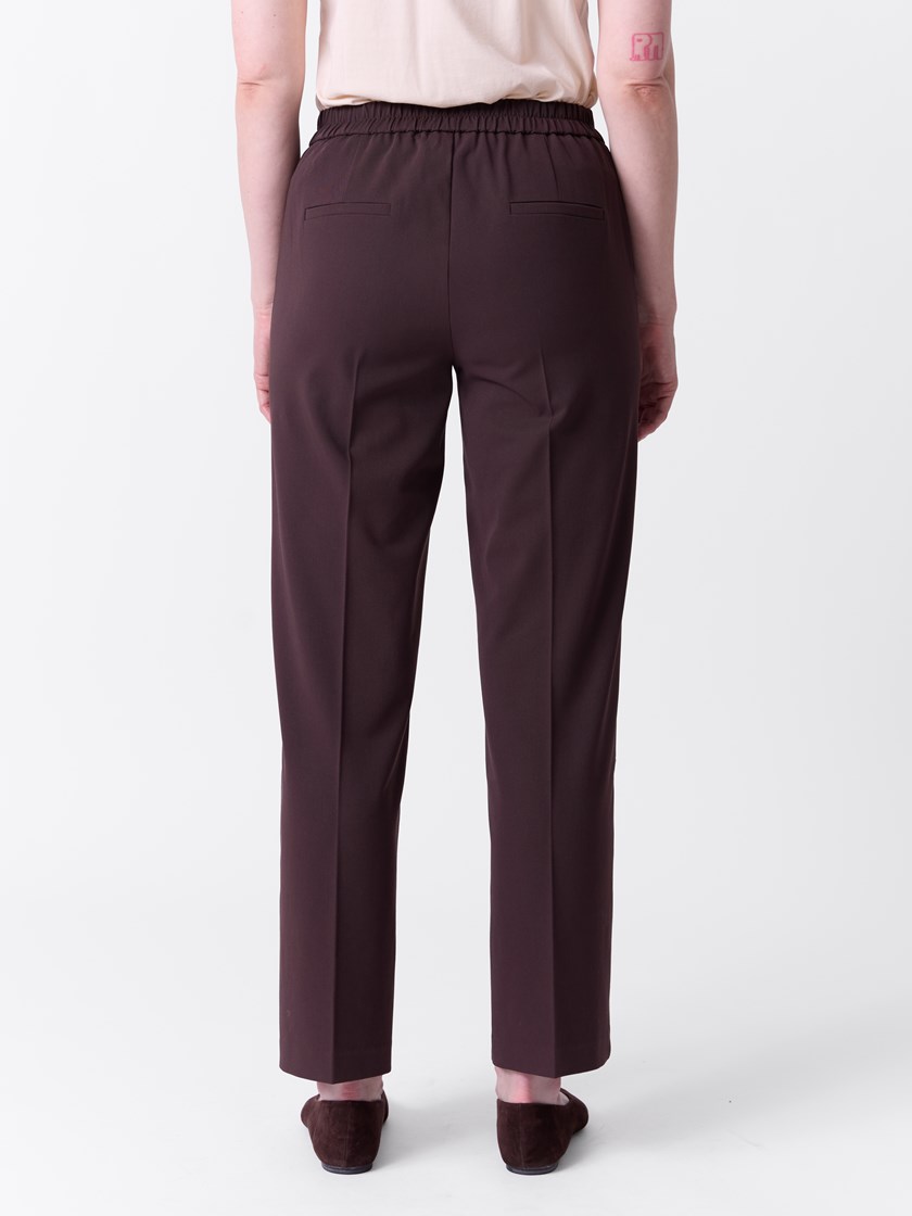 7515887 AIN 7515887_AIN-VAVITE-A26-Modell-Front_chn=match_7_Noemi bukse AIN.jpg_Front||Front