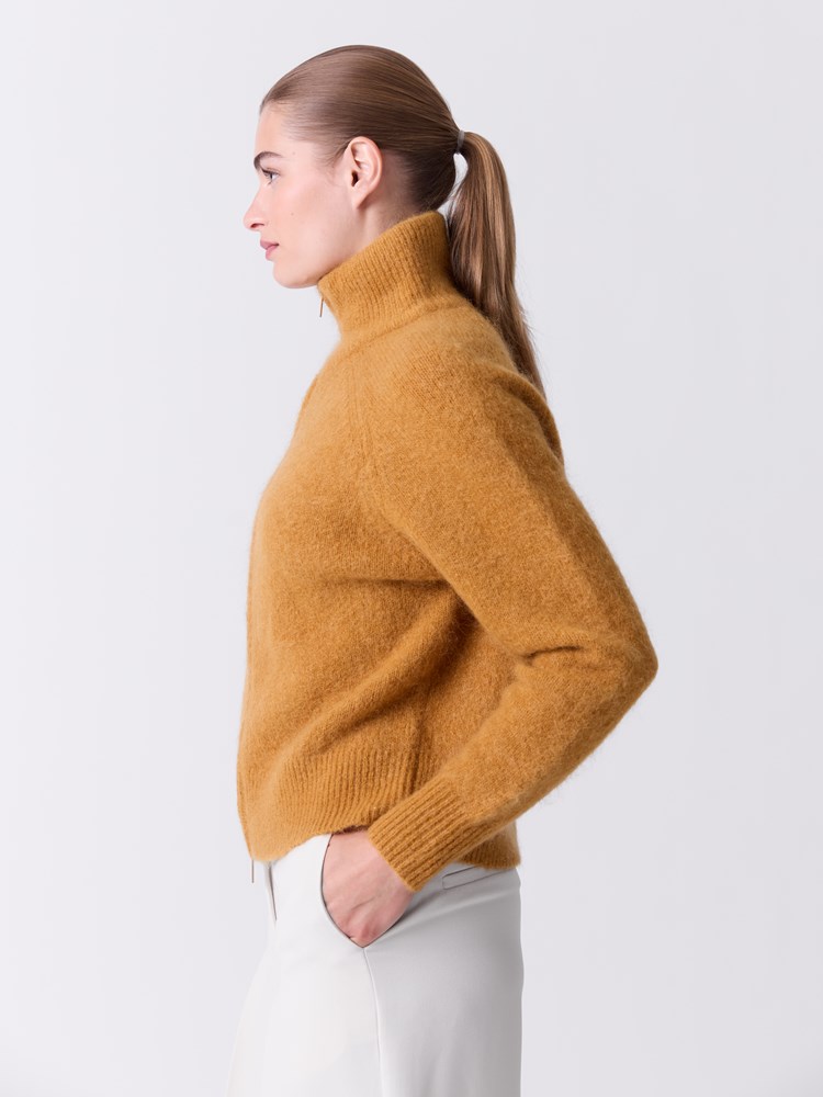 Carmela cardigan 7515900_ACB-DONNA-A26-Modell-Front_chn=match_383_Carmela cardigan ACB.jpg_Front||Front