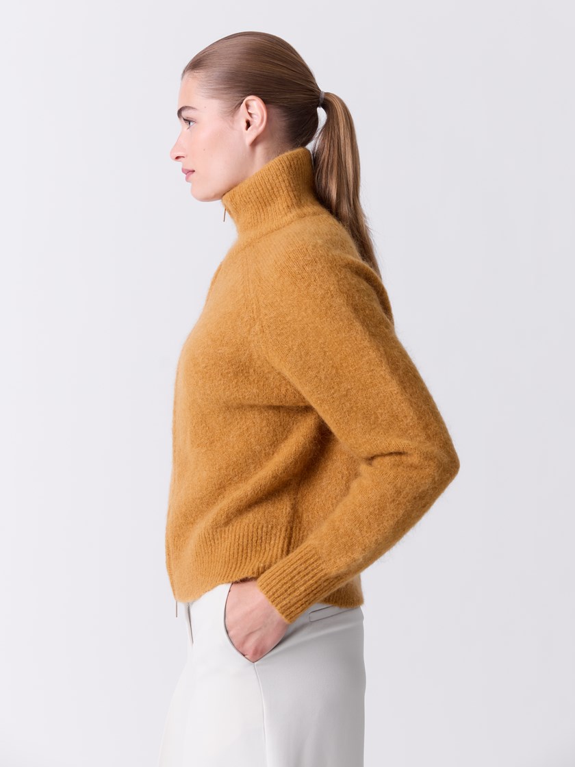 7515900 ACB 7515900_ACB-DONNA-A26-Modell-Front_chn=match_383_Carmela cardigan ACB.jpg_Front