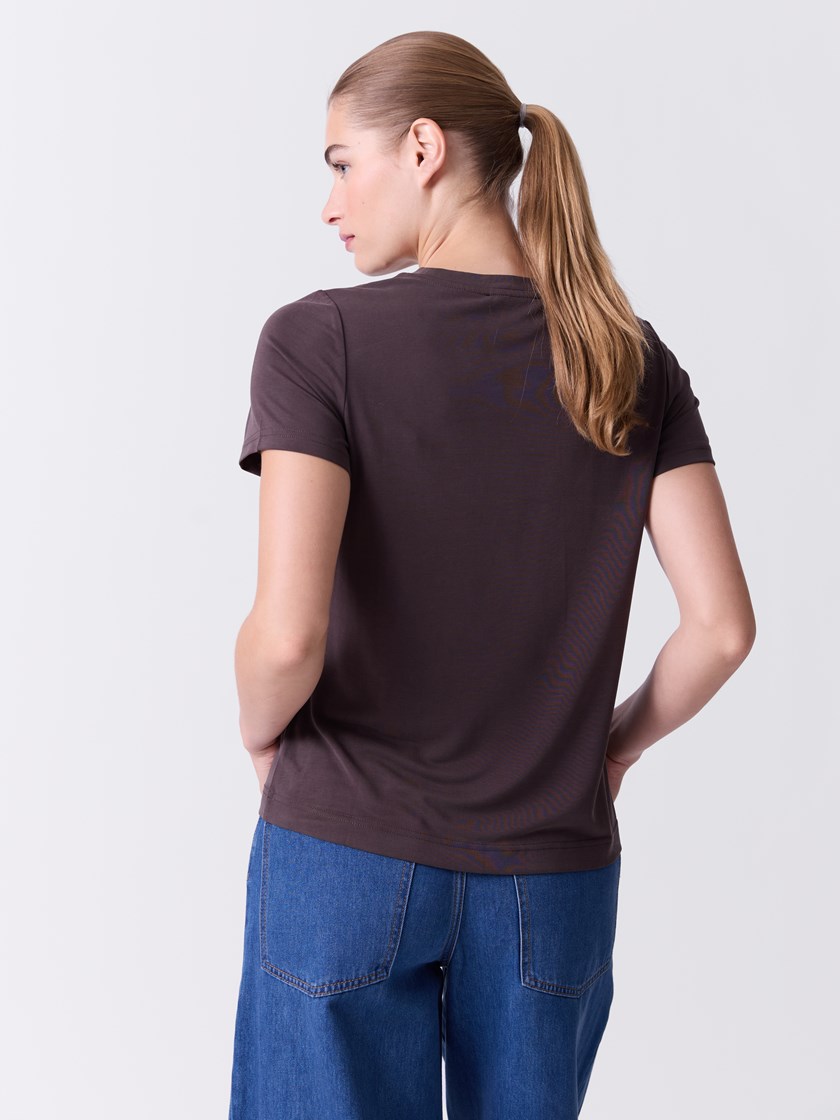7515907 AIJ 7515907_AIJ-DONNA-A26-Modell-Front_chn=match_5818.jpg_Front