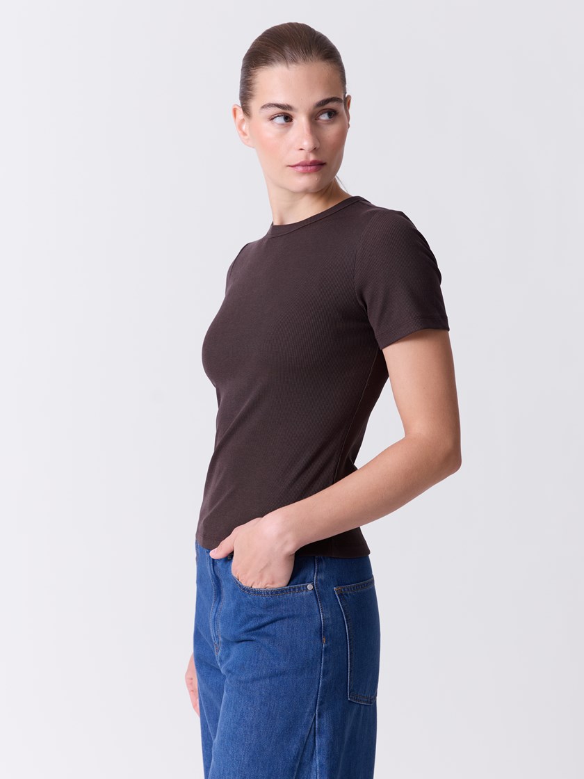 7515908 AIJ 7515908_AIJ-DONNA-A26-Modell-Front_chn=match_8570.jpg_Front||Front