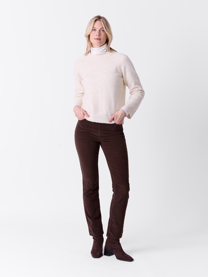 7515924 O79 7515924_O79-VAVITE-A26-Modell-Front_chn=match_4688_Florence genser O79.jpg_Front||Front