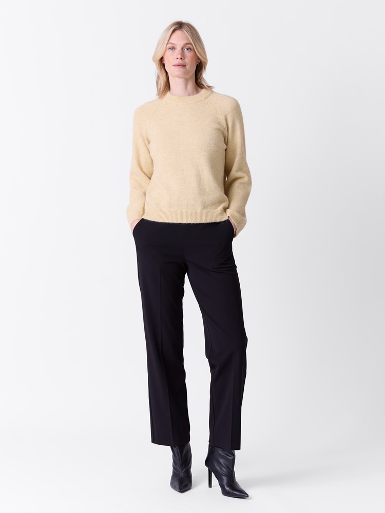 Florence genser 7515924_Q75-VAVITE-A26-Modell-Front_chn=match_523.jpg_Front||Front