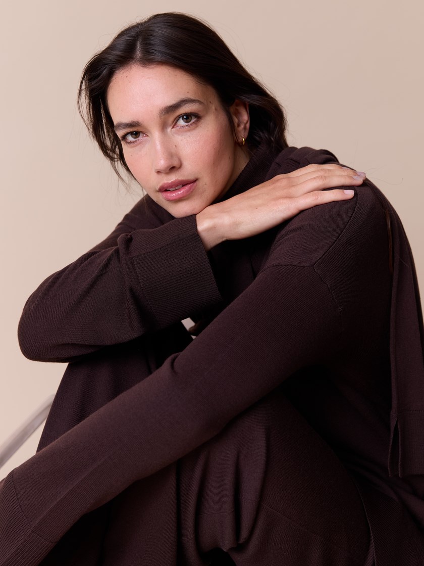 7515973 AIN 7515973_AIN-MARIEPHILIPPE-A26-Modell-Front_chn=match_8101_Sara merinokjole AIN.jpg_Front