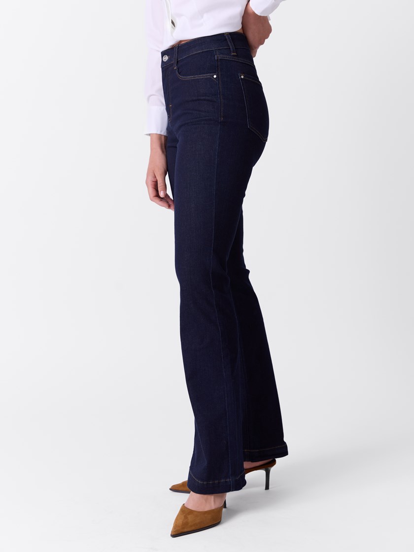 7516068 D02 7516068_D02-MARIEPHILIPPE-A26-Modell-Front_chn=match_712_Firenze jeans D02.jpg_