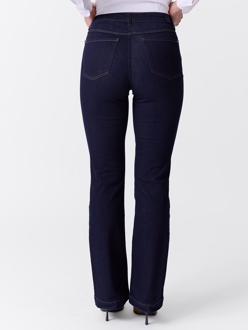 7516068 D02 7516068_D02-MARIEPHILIPPE-A26-Modell-Front_chn=match_715_Firenze jeans D02.jpg_